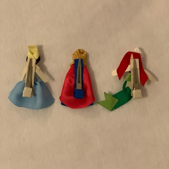 🎀3 Disney Princess Hair Bows🎀 - Picture 2 of 5